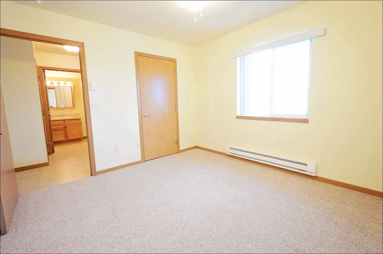 Southdale Apartments — Photo 3