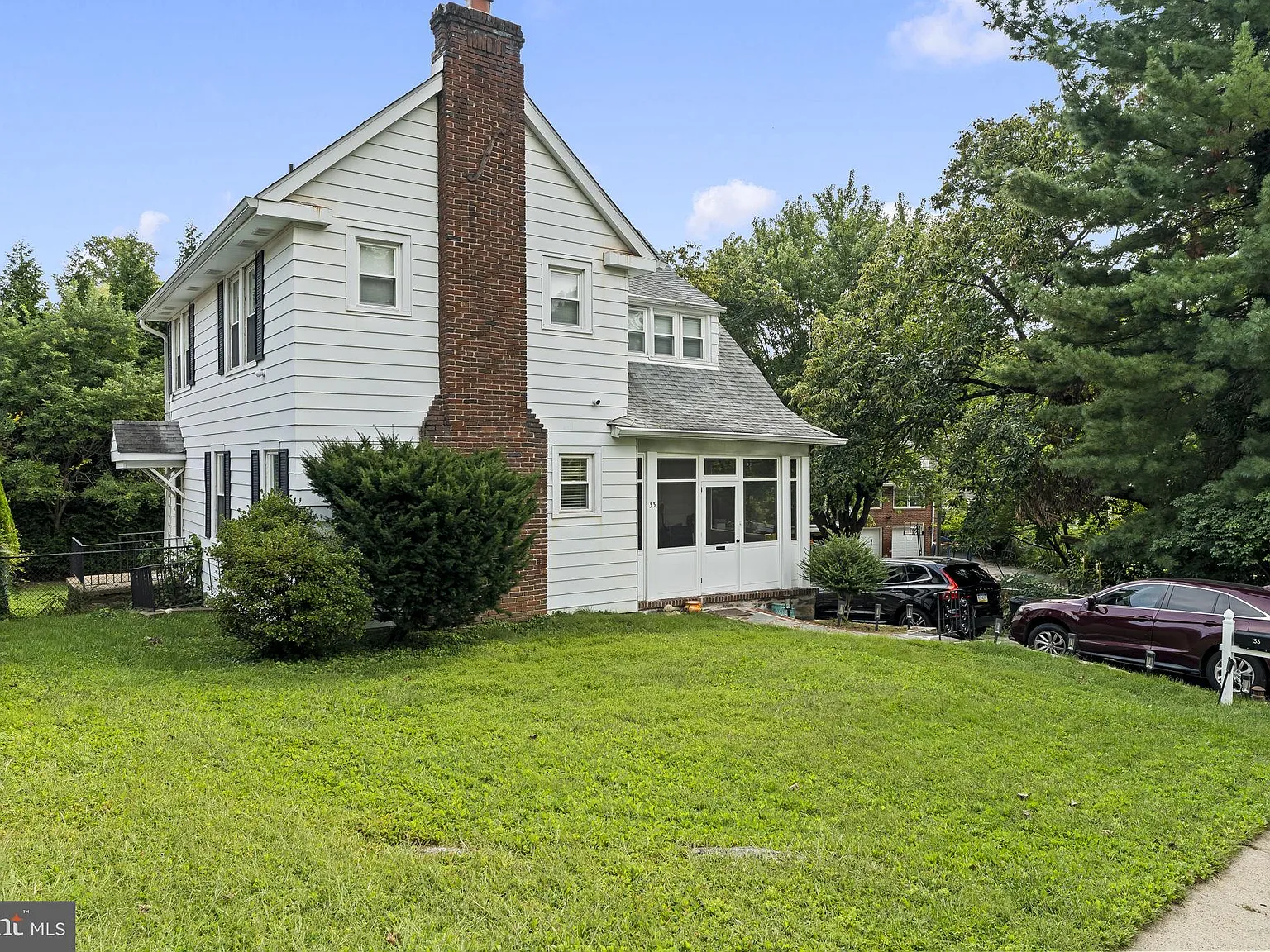 4 bed, 2.5 bath, 1829 sqft, $4,000 — Photo 4