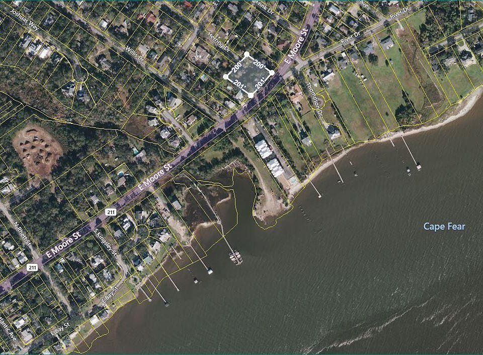 711 E Moore Street, Southport, NC 28461 | Zillow