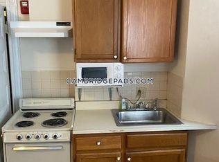 61 Fayette St APT 2, Cambridge, MA 02139