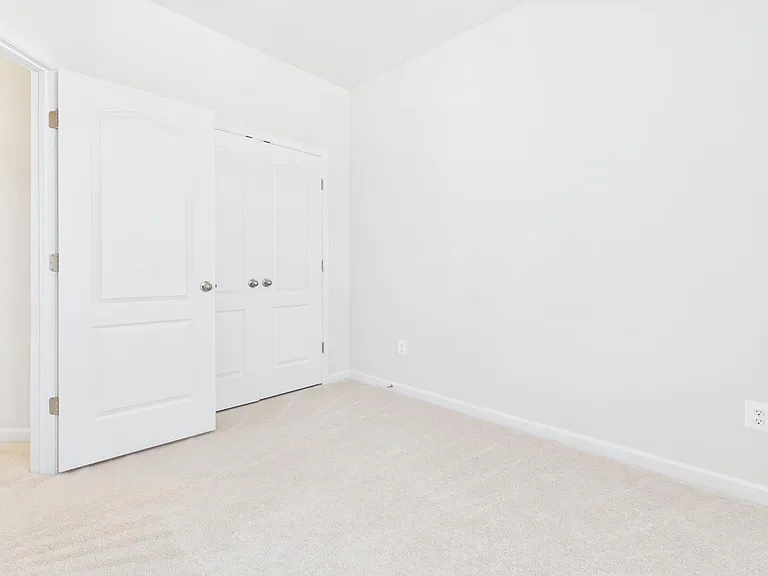23 Chester Ct — Photo 39
