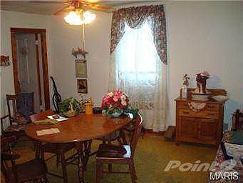 5th image of 200 W Lamson St