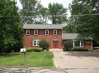 2980 Fair Acres Dr, Cincinnati, OH 45213