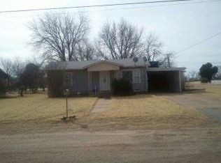 609 Carothers Ave, Rochester, TX 79544
