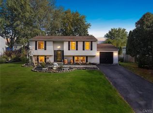 8384 Azimuth Dr, Baldwinsville, NY 13027