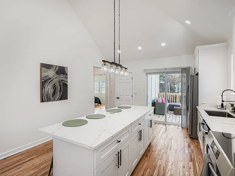 583 Flat Shoals Ave SE — Photo 18