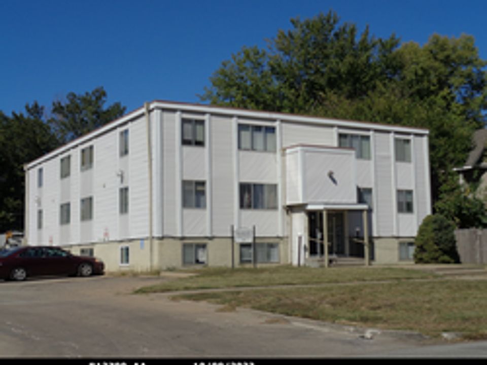 1st image of 515 SW Buchanan St #11