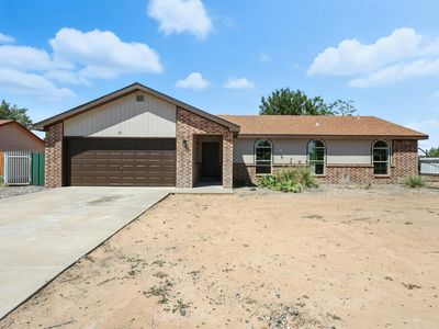 9 Owens Dr, Los Lunas, NM, 87031