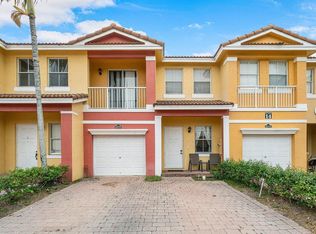2313 Shoma Ln, Royal Palm Beach, FL 33414