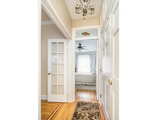 Sold by MNS | media 9