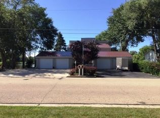 117 W Spaulding St, Watertown, WI 53098