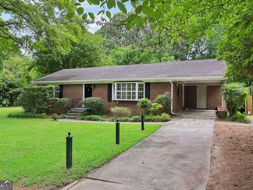 1st image of 405 Lindbergh Dr NE