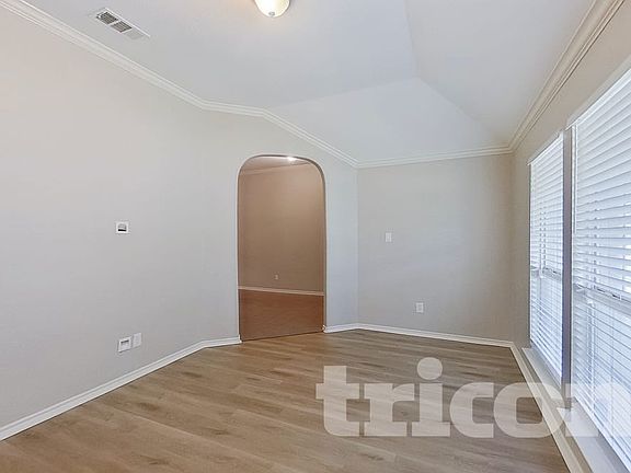 3rd image of 1306 Turnbridge Dr