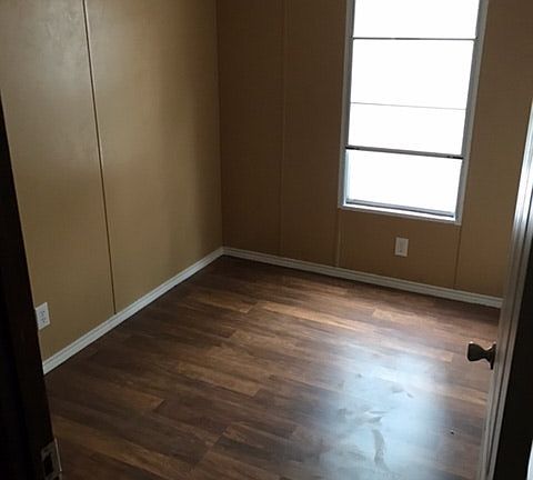 2nd image of 1308 Belew St