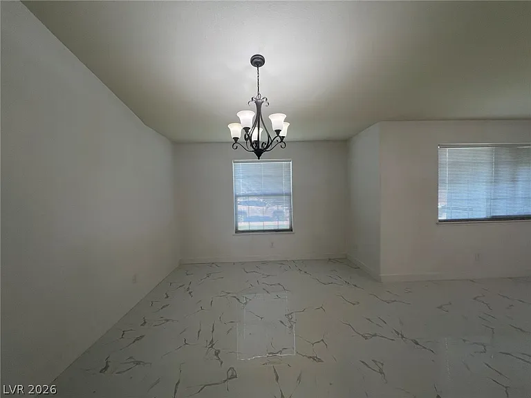 5645 W Katie Ave — Photo 39