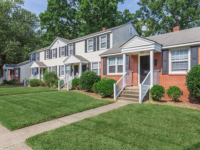 614 Peninsula Dr — Photo 12