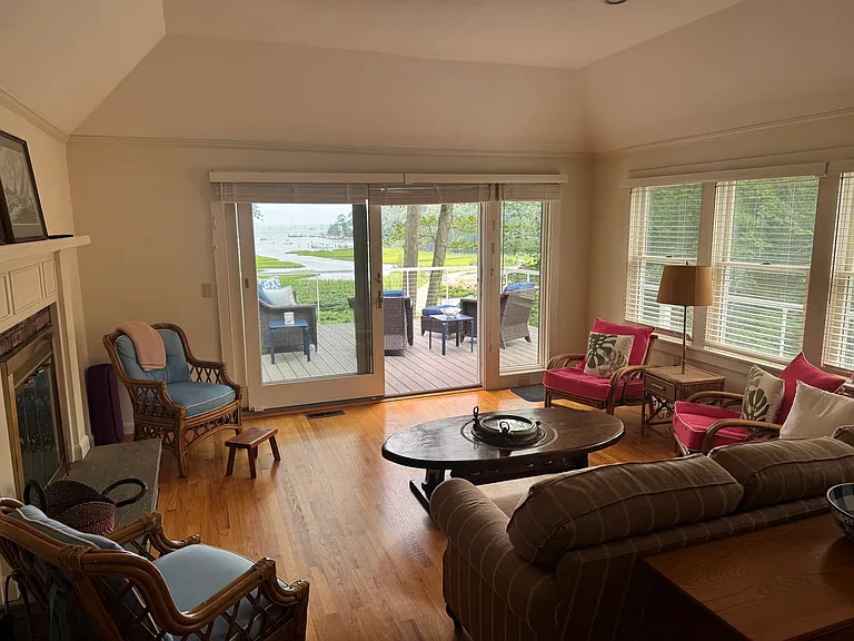 9 Money Point Rd — Photo 4