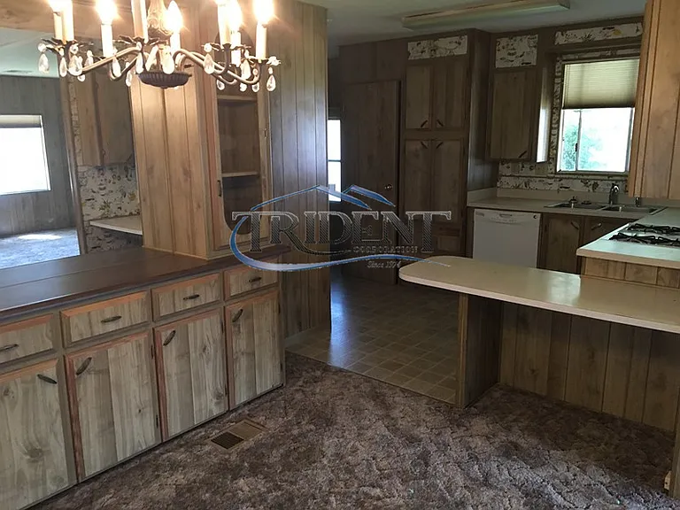 730 Stimpson Rd — Photo 8