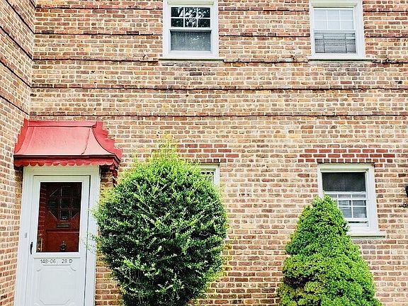 5th image of 14806 29th Ave APT 28D