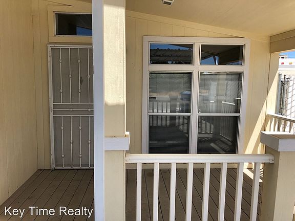 2nd image of 963 Harbor Dr