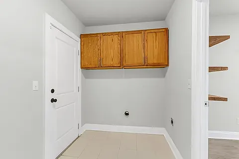 109 Camellia Rd — Photo 35
