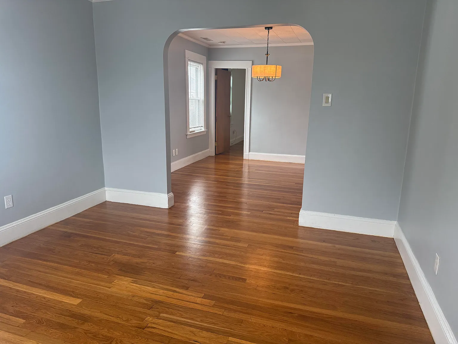 2 bed, 1000 sqft, $2,550 — Photo 4