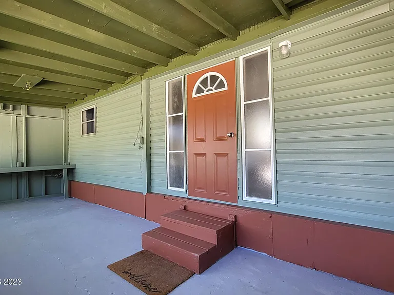 6877 Blue Bonnet Dr — Photo 2