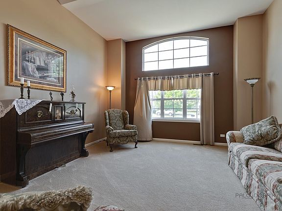 5th image of 1403 Deer Creek Ln