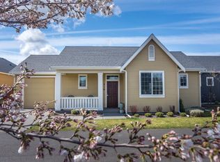 716 SE Nuthatch Dr, College Place, WA 99324