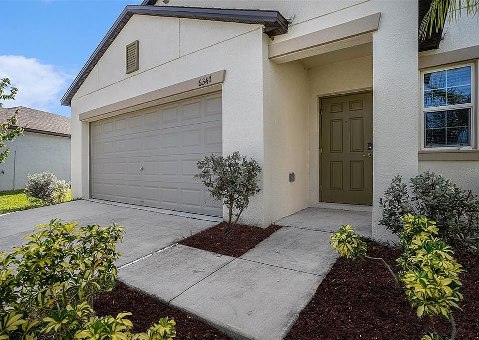 6347 Ten Acre Ct, Zephyrhills, FL 33541 | MLS #TB8397208