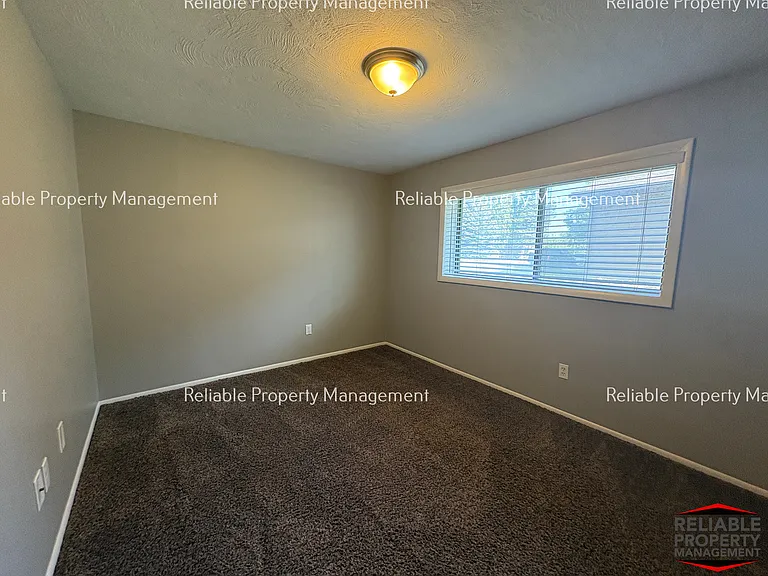 1420 Jefferson Ave #1 — Photo 6