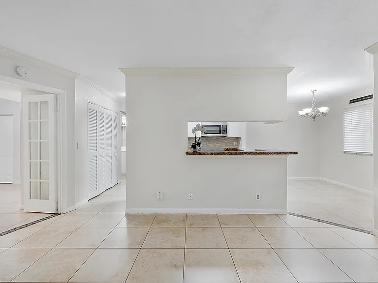 9777 Westview Dr #1112 — Photo 3