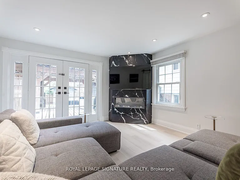 437 Watson Ave — Photo 10