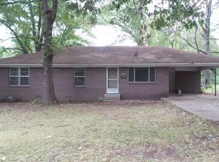 6926 Grace Rd, Little Rock, AR 72209