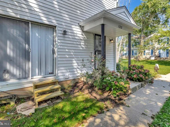 122 Hammershire Rd #D, Reisterstown, MD 21136