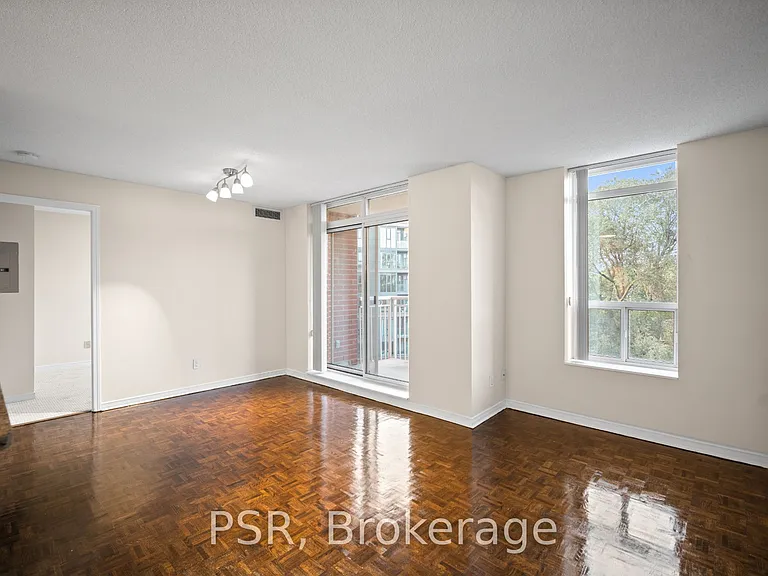515 Rosewell Ave #110 — Photo 3