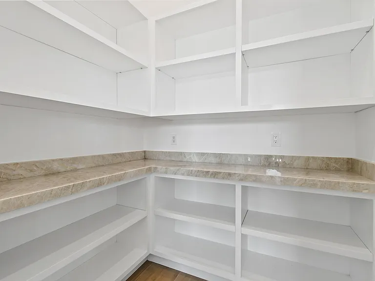 11360 Avery Rd — Photo 27