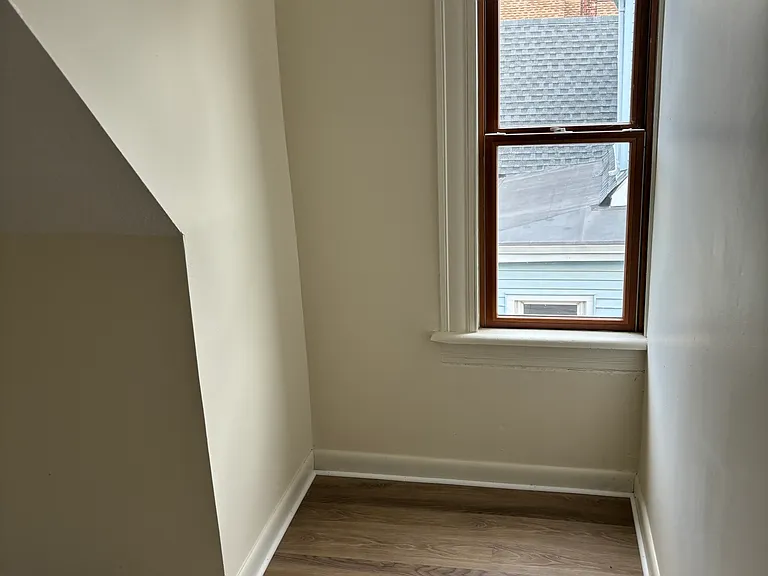 1310 Stanley St #3 — Photo 18
