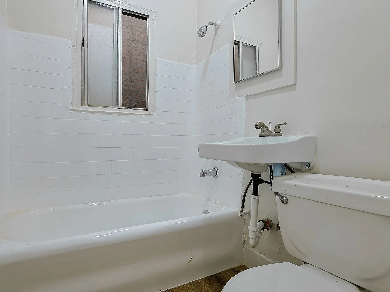 Studio, 500 sqft, $1,395 — Photo 4