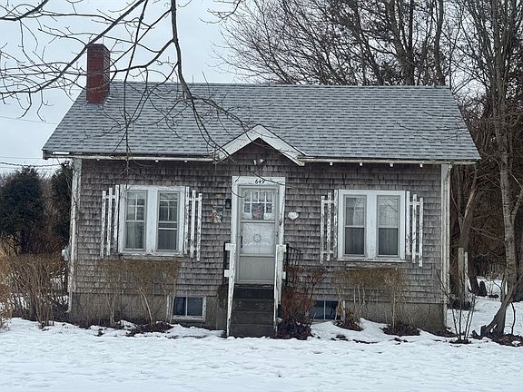 5th image of 649 Horseneck Rd