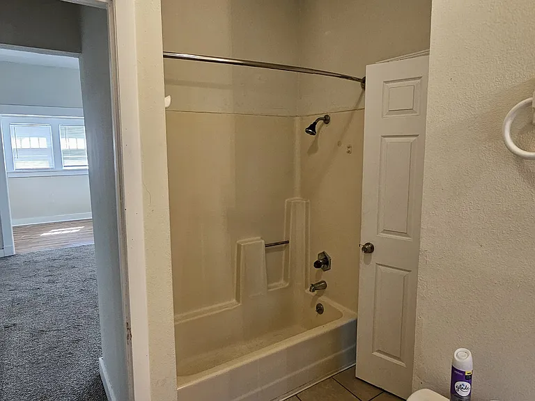 532 N Estelle Ave — Photo 10