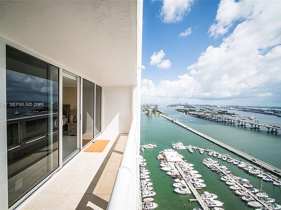 3rd image of 1717 N Bayshore Dr #A-3646