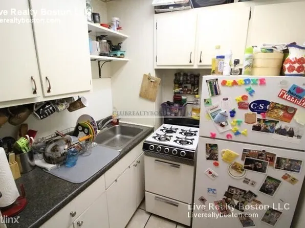 201 Harvard Ave APT 2, Allston, MA 02134