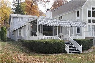 2nd image of 610 E Gull Lake Dr