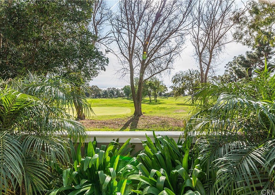 1st image of 6052 Avenida De Castillo