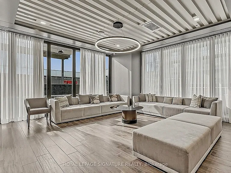70 Annie Craig Dr #1 — Photo 24