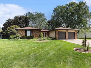 51760 Whitestable Ln, South Bend, IN 46637