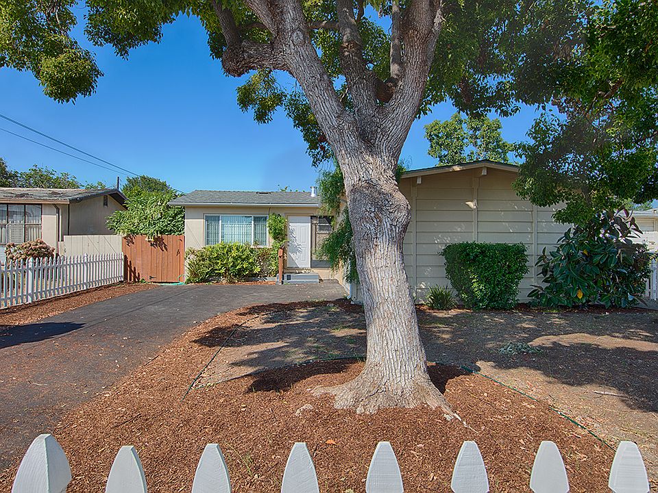 1st image of 1343 Camellia Dr