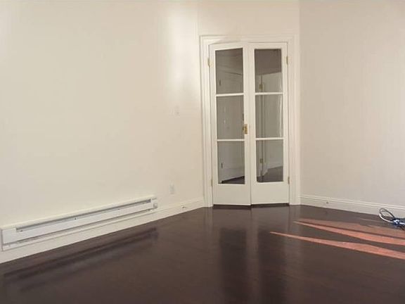 Living Room (other side)