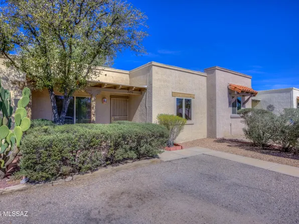 2756 S Oakenshield Way, Tucson, AZ 85730